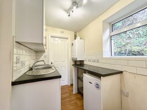 Photo 13- click for photo gallery